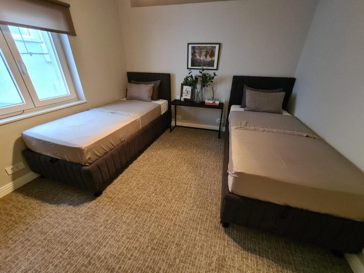 מוסטר Apartments Gb מראה חיצוני תמונה